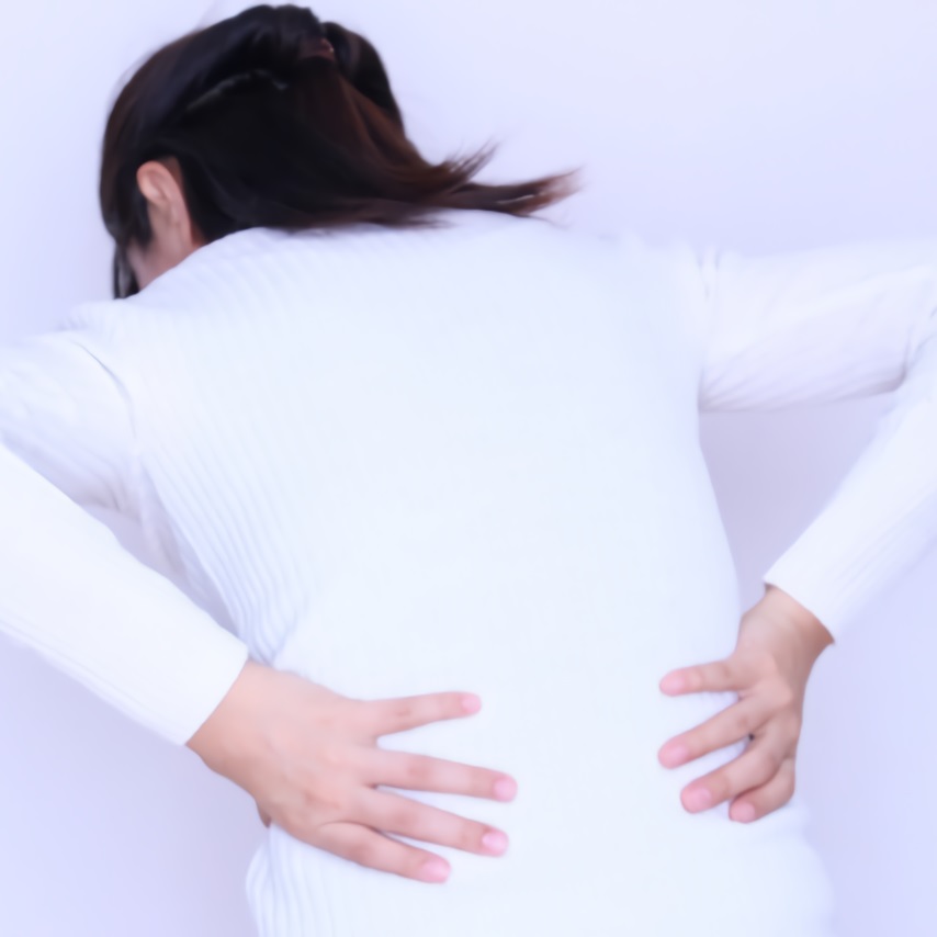 朝起きたら突然腰が痛い 朝腰が痛くて起き上がれない腰痛の3つの原因と対処法 整骨院の専門家が教える健康に関するブログ整骨院の専門家が教える健康に関するブログ